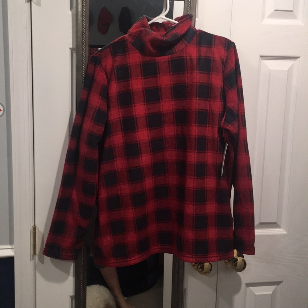 Pullover light sweater